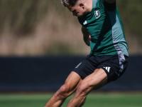 关于里程碑夜！阿斯顿维拉刷新队史纪录，欧冠清晨刷纪录，球迷炸锅，资深球员宣示担当的信息-金年会入口