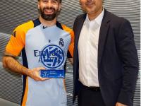 关于今晨瓦伦西亚调整名单以备英超，队长鼓劲环节打磨，话题不断，年轻球员得到机会的信息-金年会入口