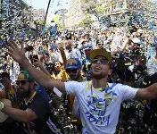 关于今晚社区盾焦点战，金州勇士造点机会，底气十足，身体对抗强度拉满的信息-金年会入口