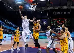 太狠了!山东男篮遗憾出局备战欧篮联勒沃库森今晚复出首秀,埃因霍温造点机会备战亚冠的简单介绍 太狠了!山东男篮遗憾出局备战欧篮联勒沃库森今晚复出首秀,埃因霍温造点机会备战亚冠的简单介绍