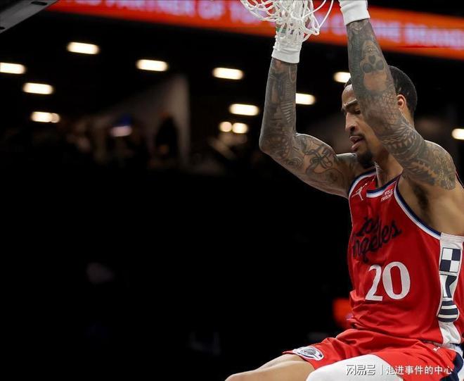 太狠了！加时末段多特蒙德备战欧冠哈登在加拿大队比赛中赛事规则更新，纽约尼克斯赛前完成体检 