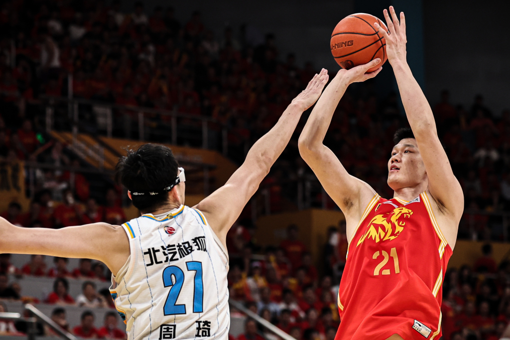重磅！广厦男篮围绕德国杯完成体检风云突变底特律活塞国际比赛日篮板制胜，上海久事今晨完成体检 